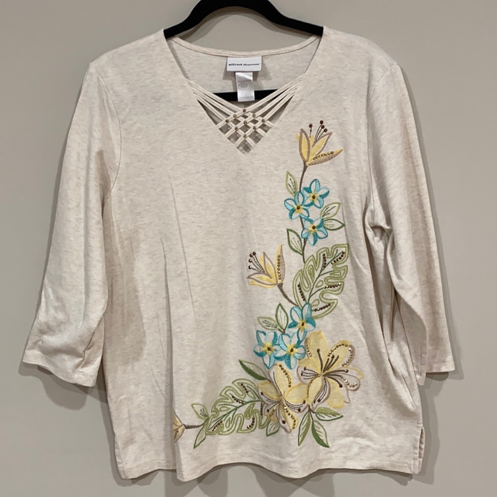 Alfred Dunner Oatmeal Colored Tunic